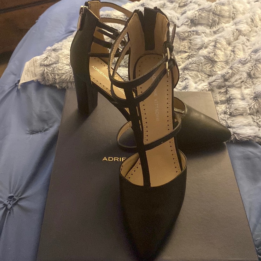 Adrienne Vittadini heels